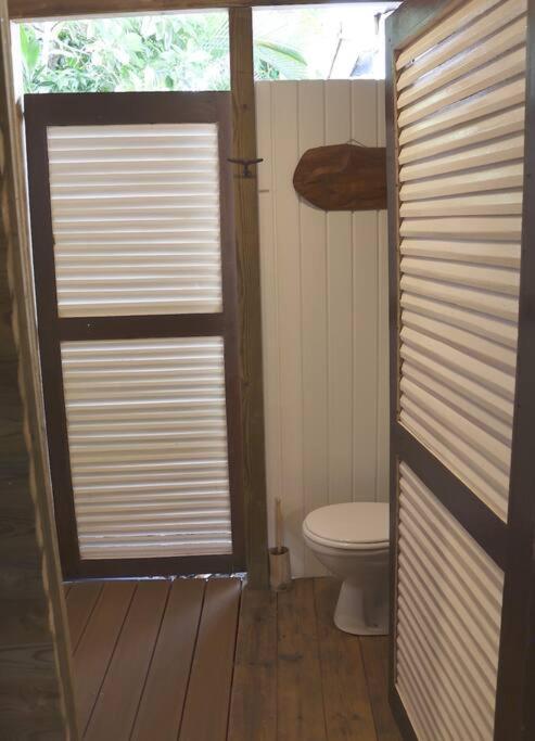 Malendure, Maison En Bord De Mer A L'ombre Du Manguier Holiday home
